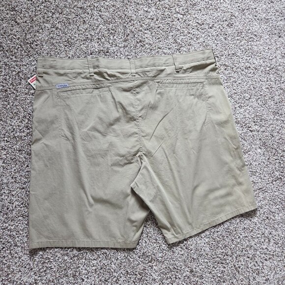 NWT Wrangler Outdoor Shorts Men's 48 Straight Fit Beige Quick Dry Stretch 9" New - Picture 2 of 6